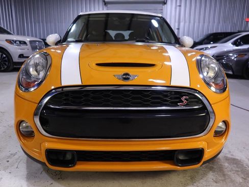 Used 2015 MINI Cooper S image 8