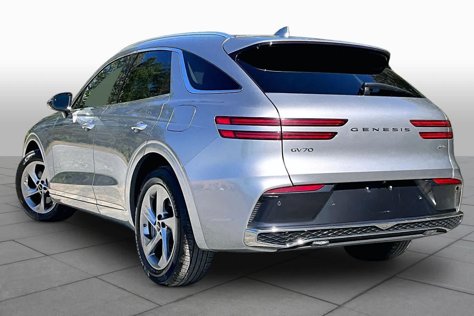 Used 2026 Genesis GV70 2.5T AWD/4WD image 12