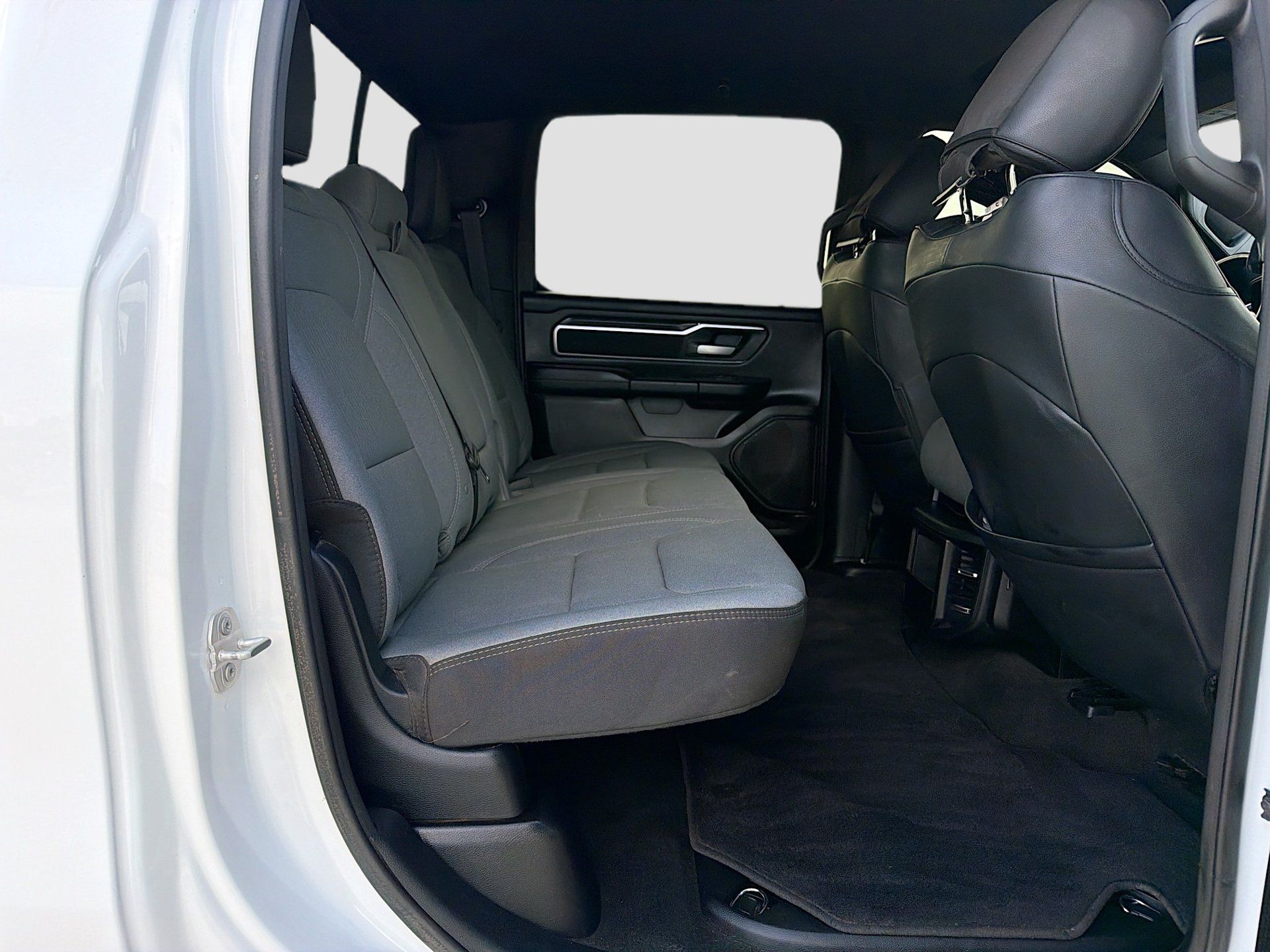 Used 2024 RAM 1500 Big Horn AWD/4WD image 25