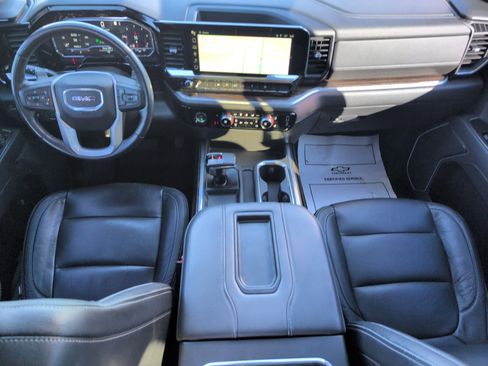 Used 2022 GMC Sierra 1500 Elevation image 29
