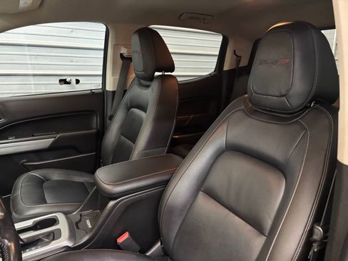 Used 2018 Chevrolet Colorado ZR2 w/ ZR2 Midnight Special Edition AWD/4WD image 11