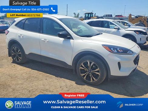 Used 2022 Ford Escape SE w/ SE Sport Appearance Package AWD/4WD image 5