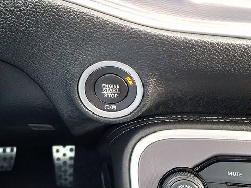 Used 2019 Dodge Challenger R/T Scat Pack w/ T/A Package image 23