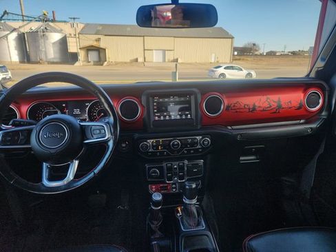 Used 2020 Jeep Gladiator Rubicon w/ LED Lighting Group AWD/4WD image 30