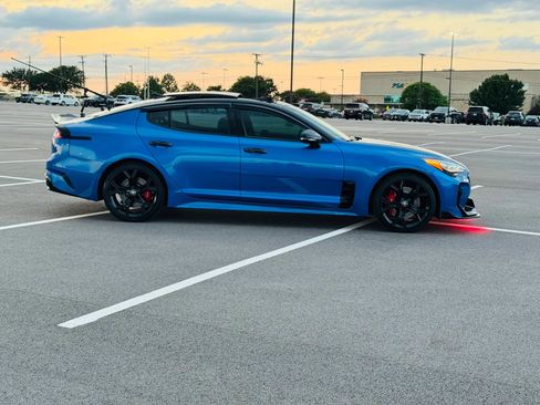 Used 2019 Kia Stinger GT2 RWD image 8