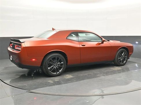 Used 2023 Dodge Challenger SXT w/ Plus Package image 4