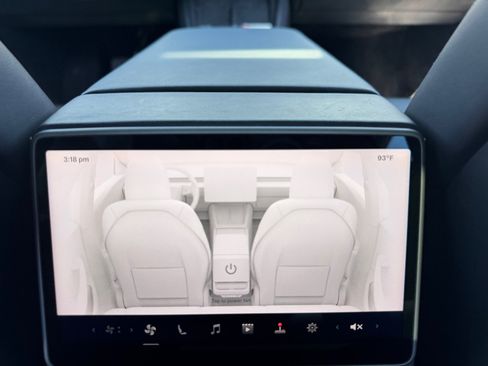 Used 2024 Tesla Model 3 Standard Range RWD image 22