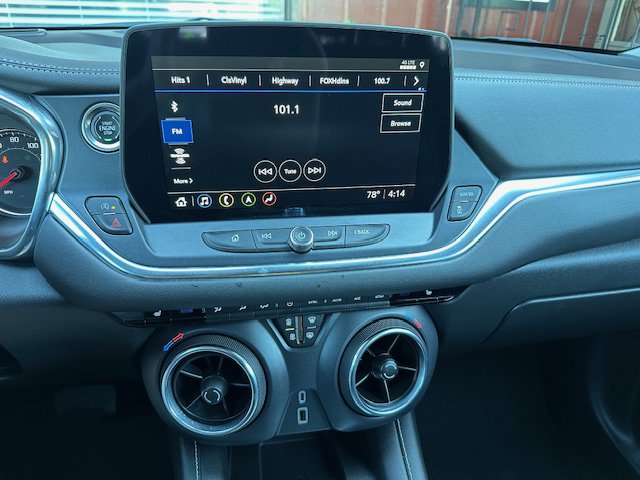 Used 2023 Chevrolet Blazer LT w/ Sound & Technology Package AWD/4WD image 11