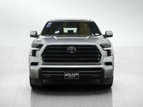 Used 2025 Toyota Sequoia SR5 w/ SR5 Premium Package AWD/4WD image 8