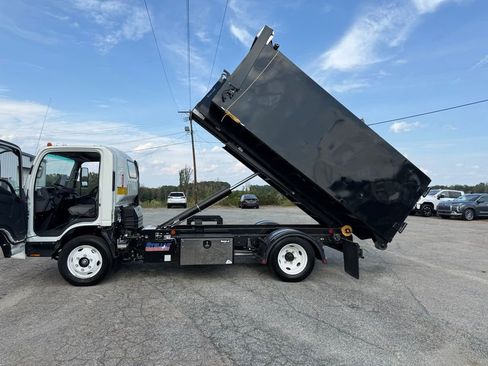 Used 2024 Chevrolet Low Cab Forward RWD image 34