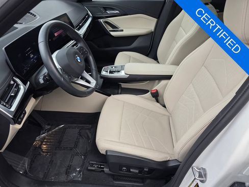 Used 2025 BMW X1 xDrive28i w/ Technology Package AWD/4WD image 9