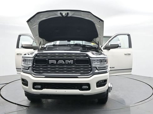 Used 2022 RAM 3500 Limited image 32