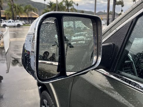 Used 2021 RAM 1500 Laramie image 16