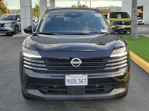 Used 2025 Nissan Kicks SV image 27