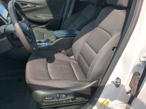 Used 2024 Chevrolet Malibu LT FWD image 22