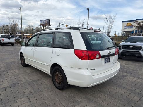 Used 2008 Toyota Sienna CE image 6