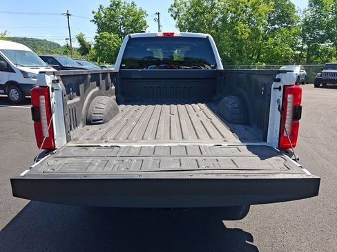 Certified 2025 Ford F250 XLT w/ Black Appearance Package AWD/4WD image 35