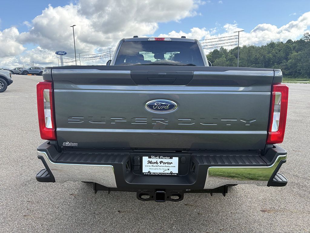 New 2026 Ford F250 XLT AWD/4WD image 4