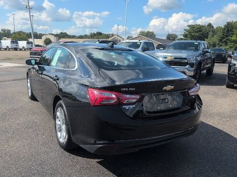 Used 2019 Chevrolet Malibu LT FWD image 5
