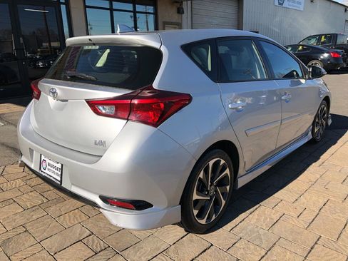 Used 2018 Toyota Corolla iM w/ All-Weather Mat Package image 2