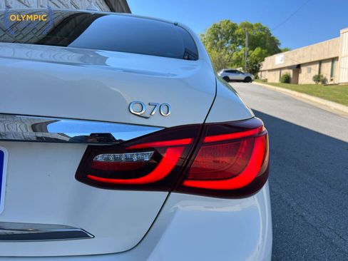 Used 2015 INFINITI Q70 3.7 image 17