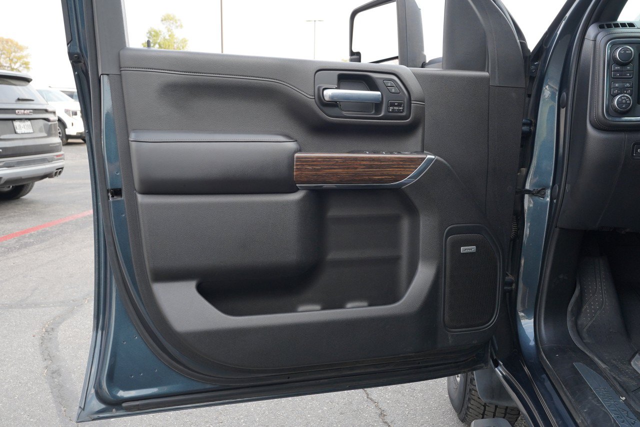 Certified 2020 Chevrolet Silverado 3500 High Country w/ Technology Package AWD/4WD image 19