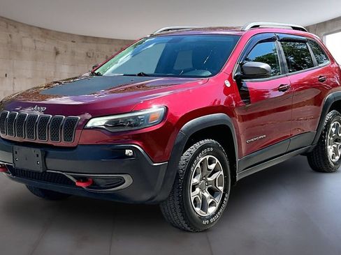 Used 2020 Jeep Cherokee Trailhawk w/ Cold Weather Group AWD/4WD image 13