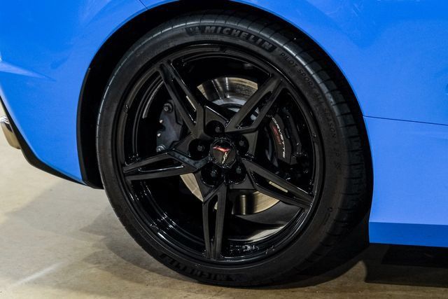 Used 2023 Chevrolet Corvette Stingray Preferred Cpe w/ Z51 Performance Package RWD image 23