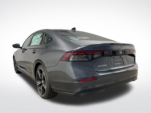 Certified 2026 Honda Accord SE image 3