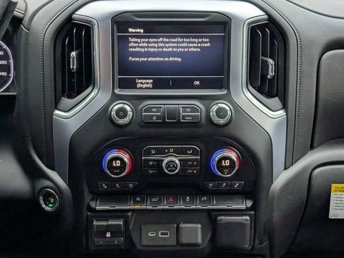 Used 2019 GMC Sierra 1500 SLT w/ SLT Premium Package AWD/4WD image 16
