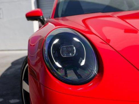 Certified 2025 Porsche 911 Carrera image 13