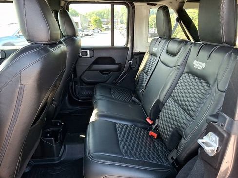 Used 2021 Jeep Wrangler Unlimited Sahara AWD/4WD image 10