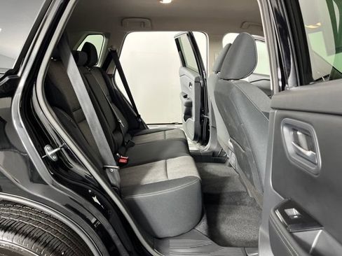 Certified 2026 Nissan Rogue SV FWD image 40