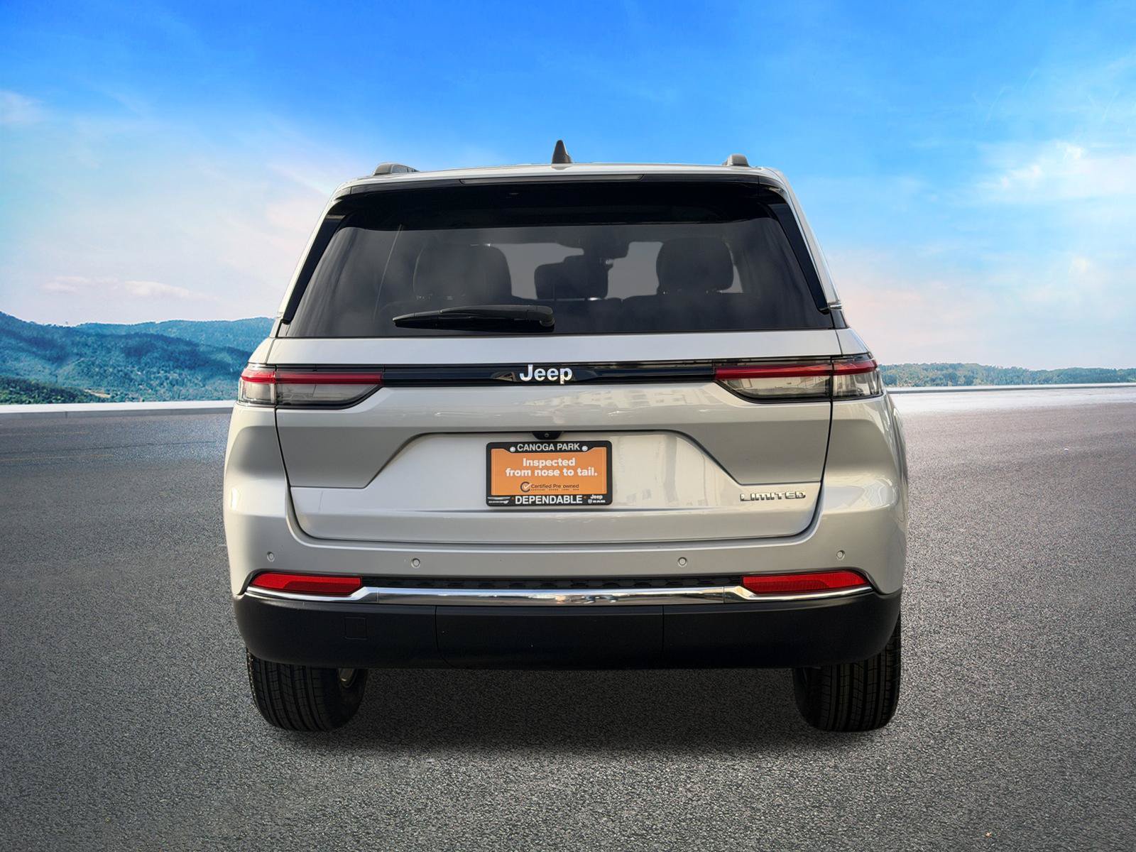 Used 2022 Jeep Grand Cherokee Limited RWD image 9