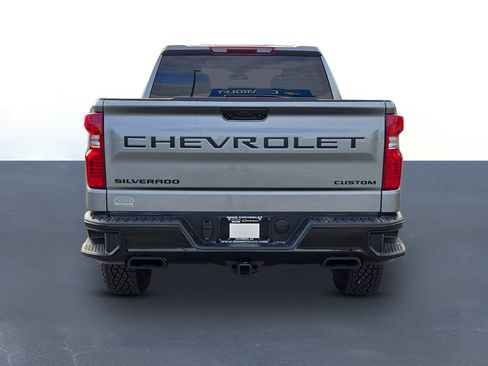 New 2026 Chevrolet Silverado 1500 Custom Trail Boss w/ Dark Appearance Package image 6