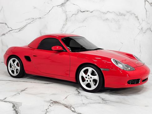 Used 2002 Porsche Boxster S image 3