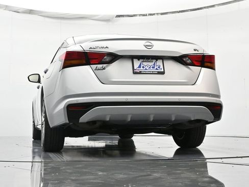 Used 2024 Nissan Altima 2.5 SV image 48