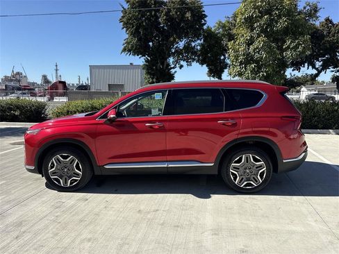 Used 2023 Hyundai Santa Fe Limited image 6