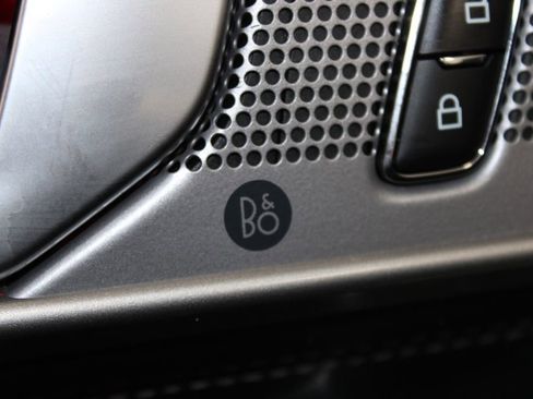 Used 2023 Ford Explorer Limited image 42