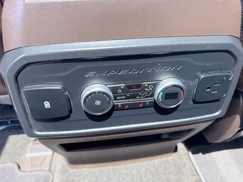 Used 2024 Ford Expedition Max King Ranch AWD/4WD image 26