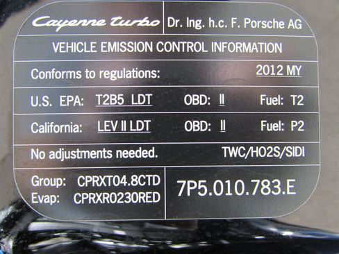 Used 2012 Porsche Cayenne Turbo AWD/4WD image 37