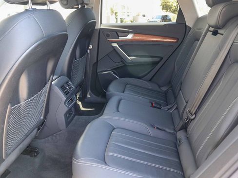Certified 2023 Audi Q5 2.0T Premium w/ Convenience Package AWD/4WD image 19