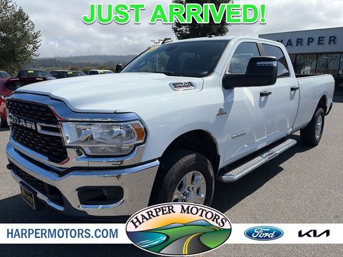 Used 2024 RAM 3500 Big Horn AWD/4WD image 1