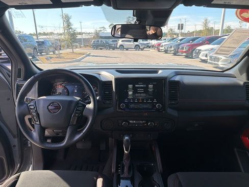 Certified 2022 Nissan Frontier Pro-X image 27
