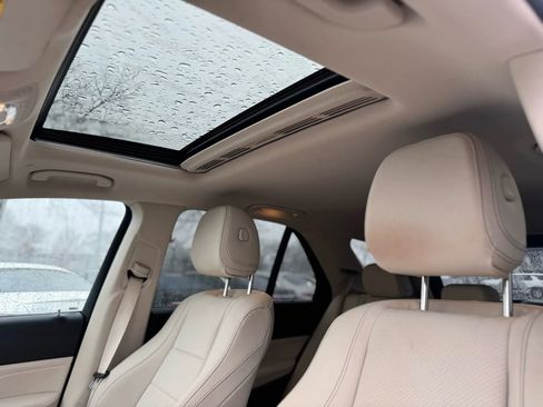 Used 2025 Mercedes-Benz GLE 350 GLE 350 4MATIC Sport Utility 4 image 13