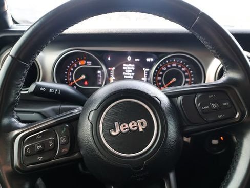 Used 2021 Jeep Wrangler Unlimited Sport AWD/4WD image 14