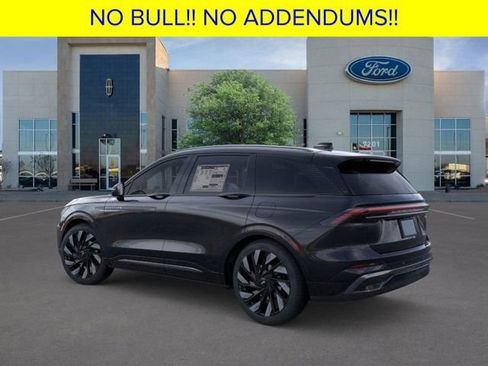 New 2026 Lincoln Nautilus Reserve w/ Jet Appearance Package image 5