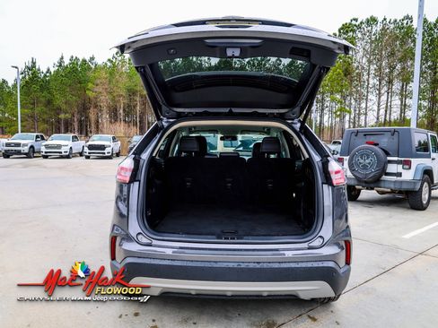 Used 2022 Ford Edge SEL w/ Convenience Package image 7