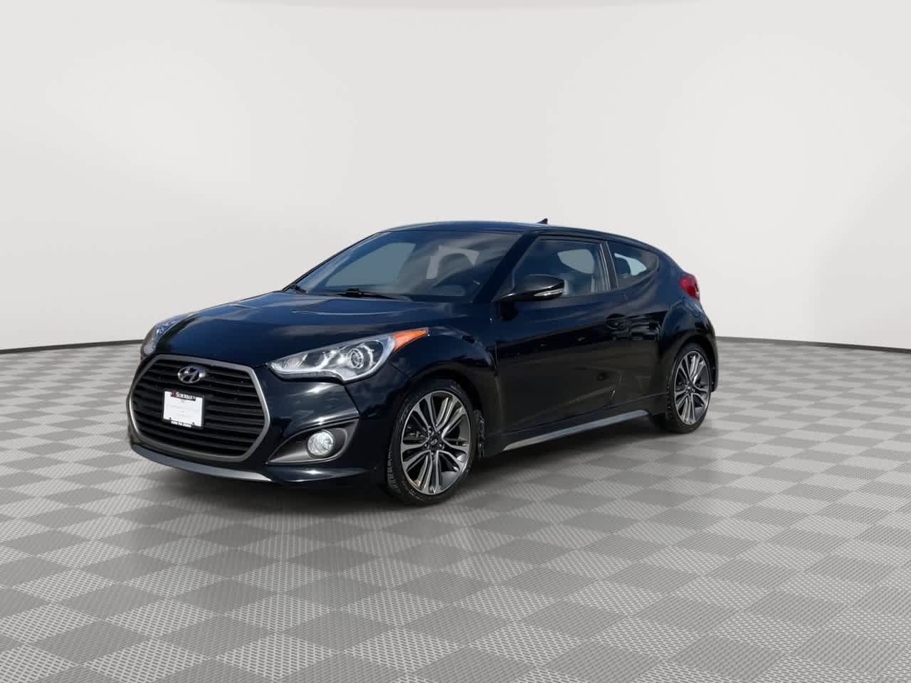 Used 2016 Hyundai Veloster Turbo FWD image 4