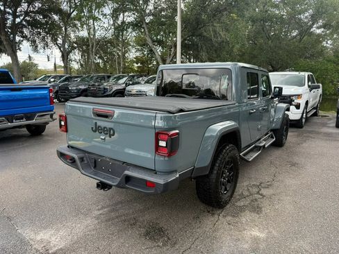 Used 2025 Jeep Gladiator Sport AWD/4WD image 10